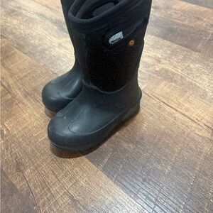 Bogs Black and Pink Kids Boots